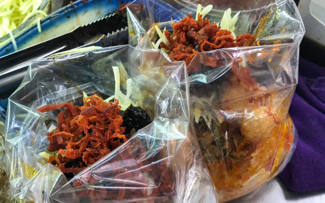 Bánh Tráng Trộn Ăn Là Ghiền