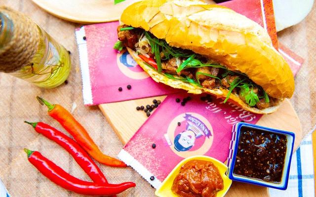 Bánh Mì Bà Nội - Bánh Mì Thịt Nướng