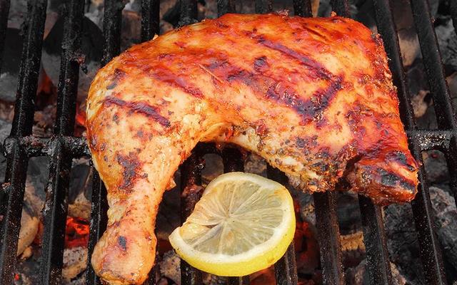 Á Châu - Gà Muối Xông Khói - Shop Online - Nguyễn Duy Trinh