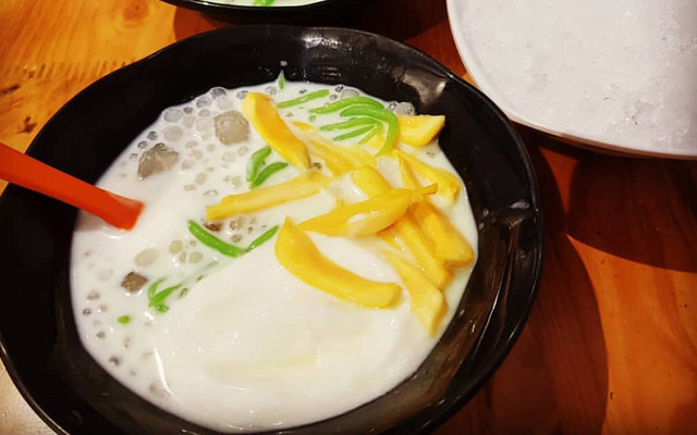 Chè Út - Chè & Đồ Ăn Vặt
