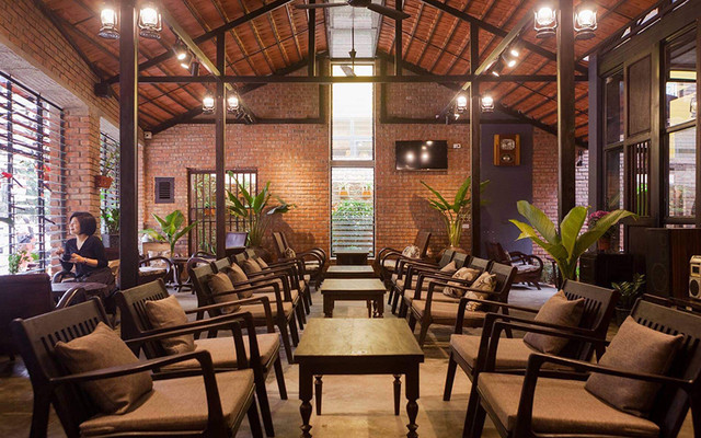 Tiệm Ngói Đỏ - Coffee & Tea