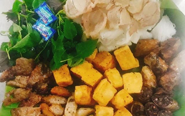 Tít Thò Lò - Bún Chả, Bún Trộn & Bún Đậu - Xa La