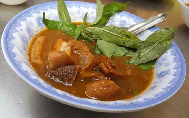 Phá Lấu Má Thuỳ - Lê Văn Sỹ