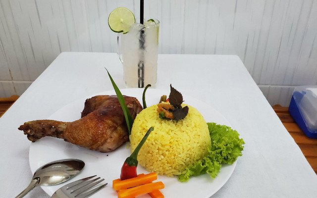 Bích Anh - Cơm Trưa Văn Phòng