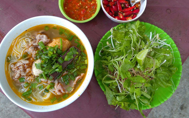 Bún Bò Huế O Mai
