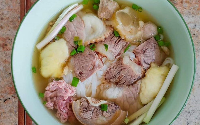 Phở Z586 - Ngô Quyền