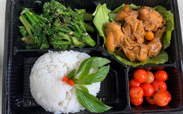 Cơm Nhà Việt Hoa