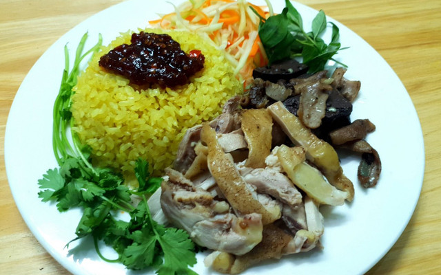 Hùng Râu 3 - Cơm & Xôi Gà Hội An