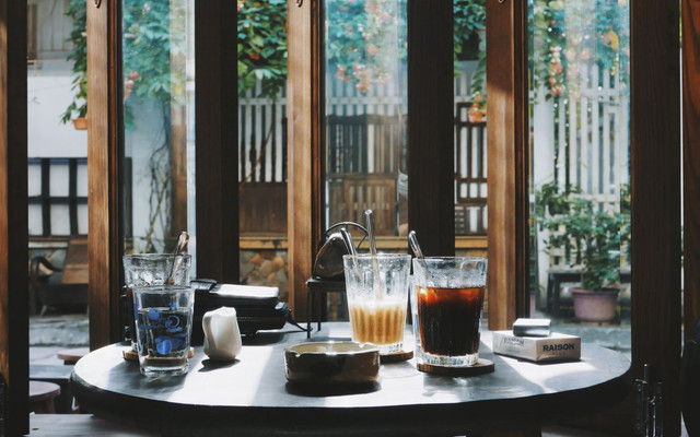 Nhà Trong Ngõ - Cafe & Tea