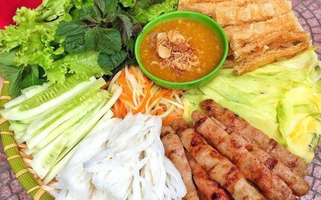 Hiệp Huy - Nem Nướng Nha Trang - Ngọc Lâm