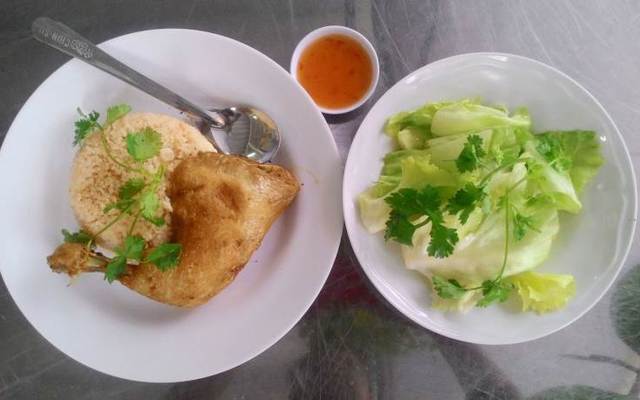 Ngọc Châu - Cơm Tấm & Cơm Chiên Gà Xối Mỡ