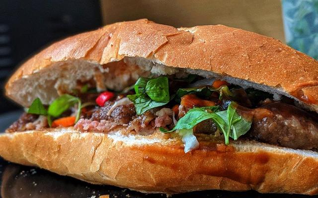 Bánh Mì Thịt Bò Nướng Ongno