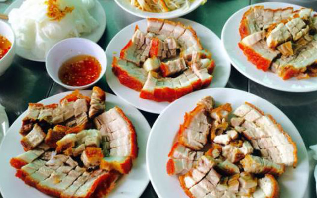 Trân - Bánh Hỏi, Heo Quay & Gỏi Cuốn