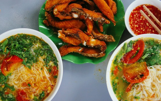 Châu Anh - Bún Cá Chấm