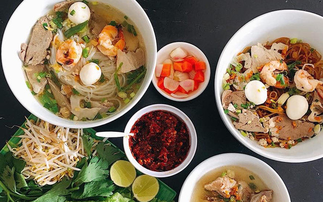 Tiến Phát - Hủ Tiếu Nam Vang - Trần Mai Ninh