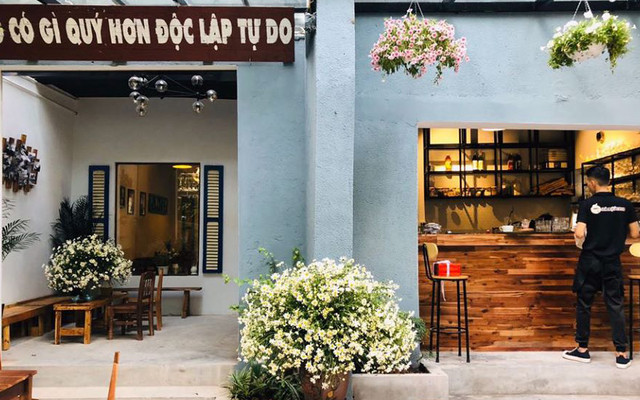 Hà Nội 1972 Coffee