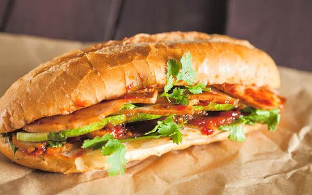 Hằng Nga - Bánh Mì & Bánh Giò