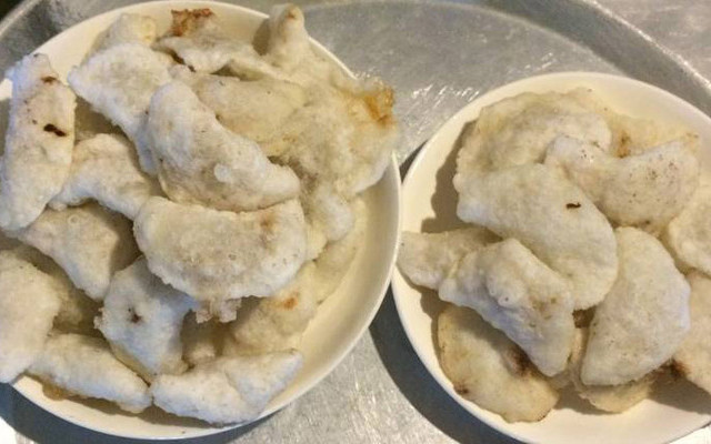 Quán Bánh Tôm Hồ Tây - Bánh Lọc Chiên & Chuối Chiên - Lê Hồng Phong