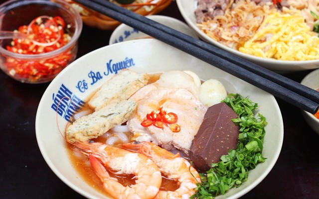 Bánh Canh Cô Ba Nguyên