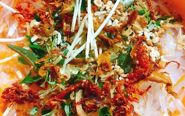 Tiệm Bánh Tráng Trộn - Giáp Nhất