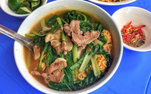 Quán Chị Ánh - Mì Tim Bầu Dục