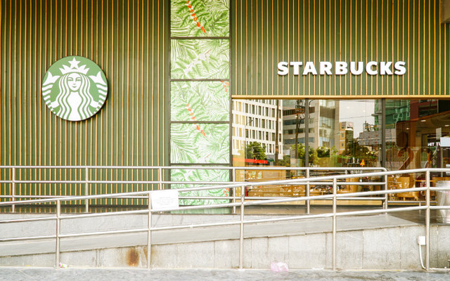 Starbucks Coffee - Pico Plaza