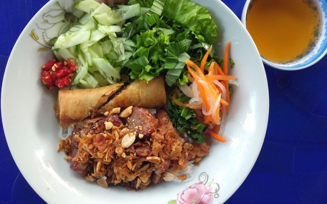 Bún Thịt Nướng & Bánh Ướt- Thạch Lam