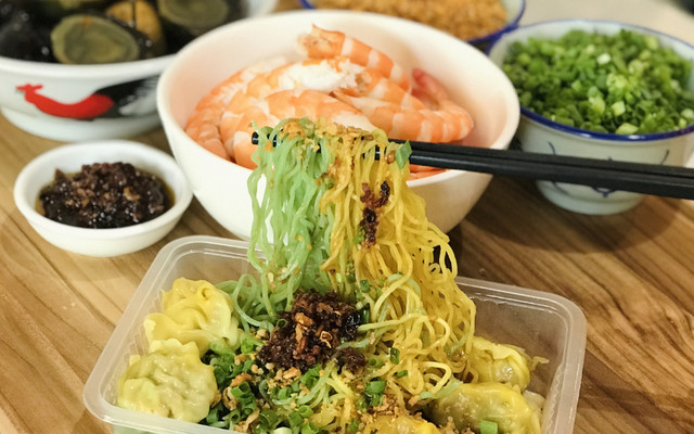 Min Kee - Mì Khô & Trà Hong Kong