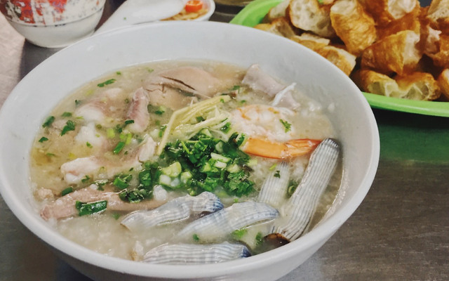 Phố Cháo Việt Hưng