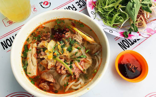 Bún Bò Hoàng Gia - Chung Cư Trần Kế Xương