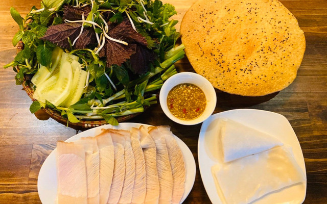 Quán Cô Bông - Lẩu & Bánh Tráng Cuốn