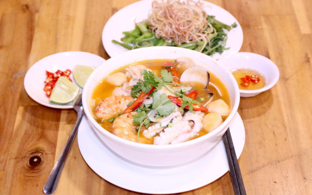 Bún Thái Đảo Bạch Tuộc