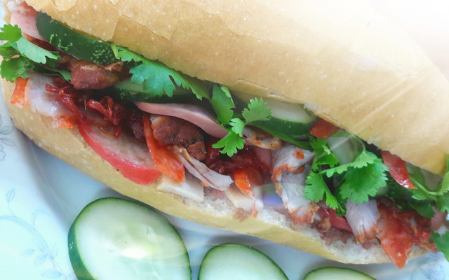 Bánh Mì Huyền Thanh - Phúc Tân