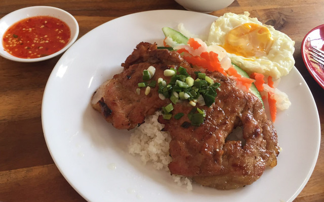 Cơm Tấm Tuyết - Minh Phụng