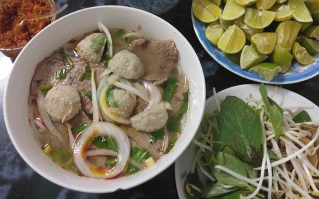 Cô Xinh - Bún Bò Huế