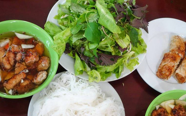 Bún Chả Ven Hồ - Hà Kỳ Ngộ