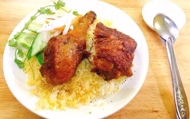 Cơm Gà Chiên Nước Mắm - Đường Số 11