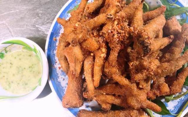 Chân Gà Xóc Muối Ăn Là Ghiền - Chung Cư Ấn Quang