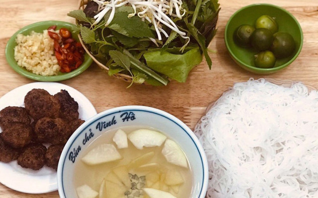 Bún Chả - B2 Vĩnh Hồ