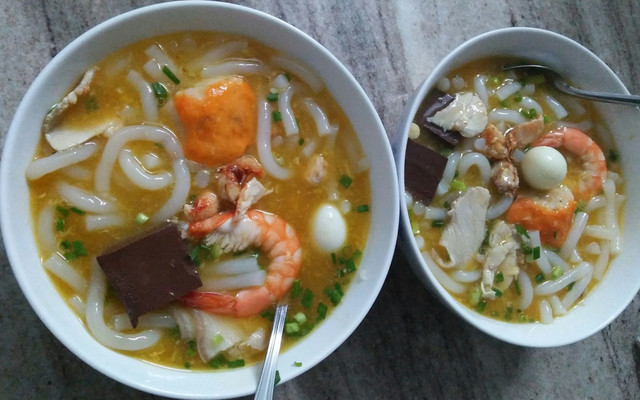 Bánh Canh Cua Giò Heo & Hủ Tiếu Mực - A Hảo