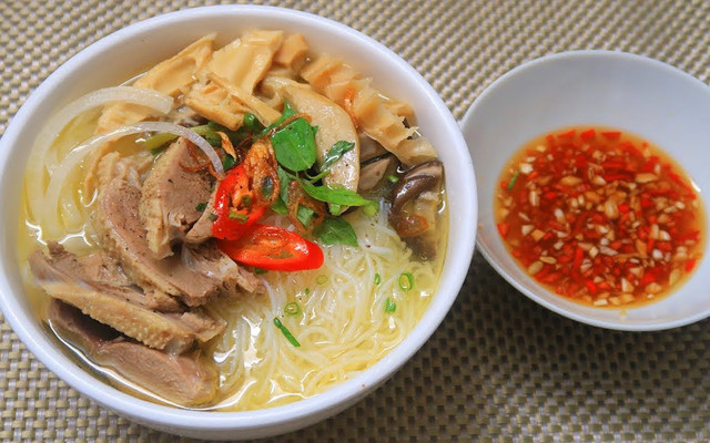 Quán 81 - Bún Măng Vịt, Cháo Miến Gỏi Vịt & Bánh Bèo Chén