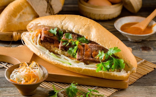 Bánh Mì Tiên Tiên - Trần Khát Chân