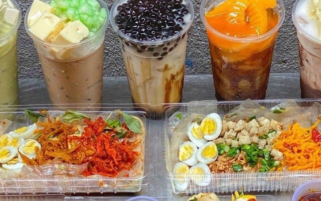 Chị Phụng - Xiên Que, Bánh Tráng & Gỏi Khô Bò