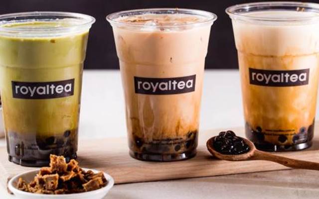 Royaltea - Trà Sữa Hong Kong - 358 Lạc Long Quân