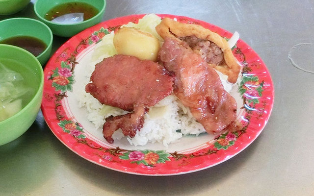 Quán Cơm Tấn Sang