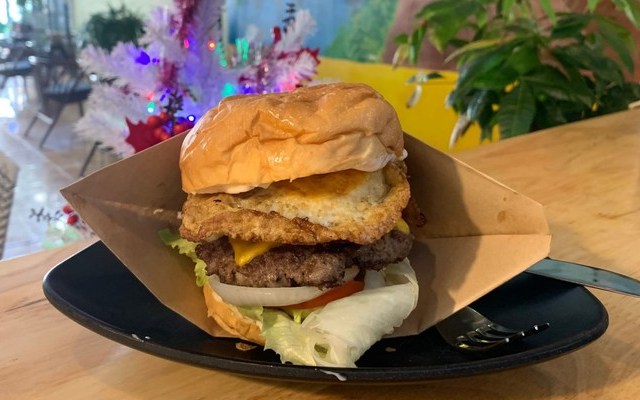 Burger House - Dương Đình Nghệ