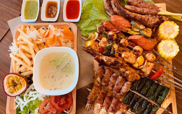 Cabbage Restaurant & Cafe