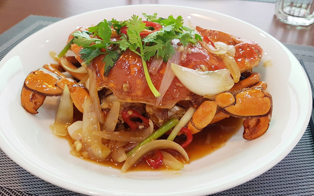 Cua Đường Bay - Phan Đình Giót