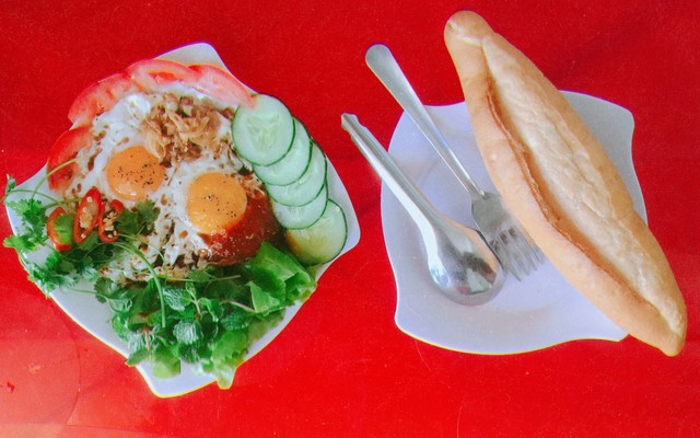 Quán Số 1 - Bún Bò Xào Mắm Me & Ốp La Xíu Mại