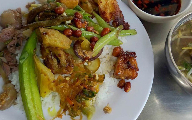 Quán Chay Hà - Đoàn Thị Điểm